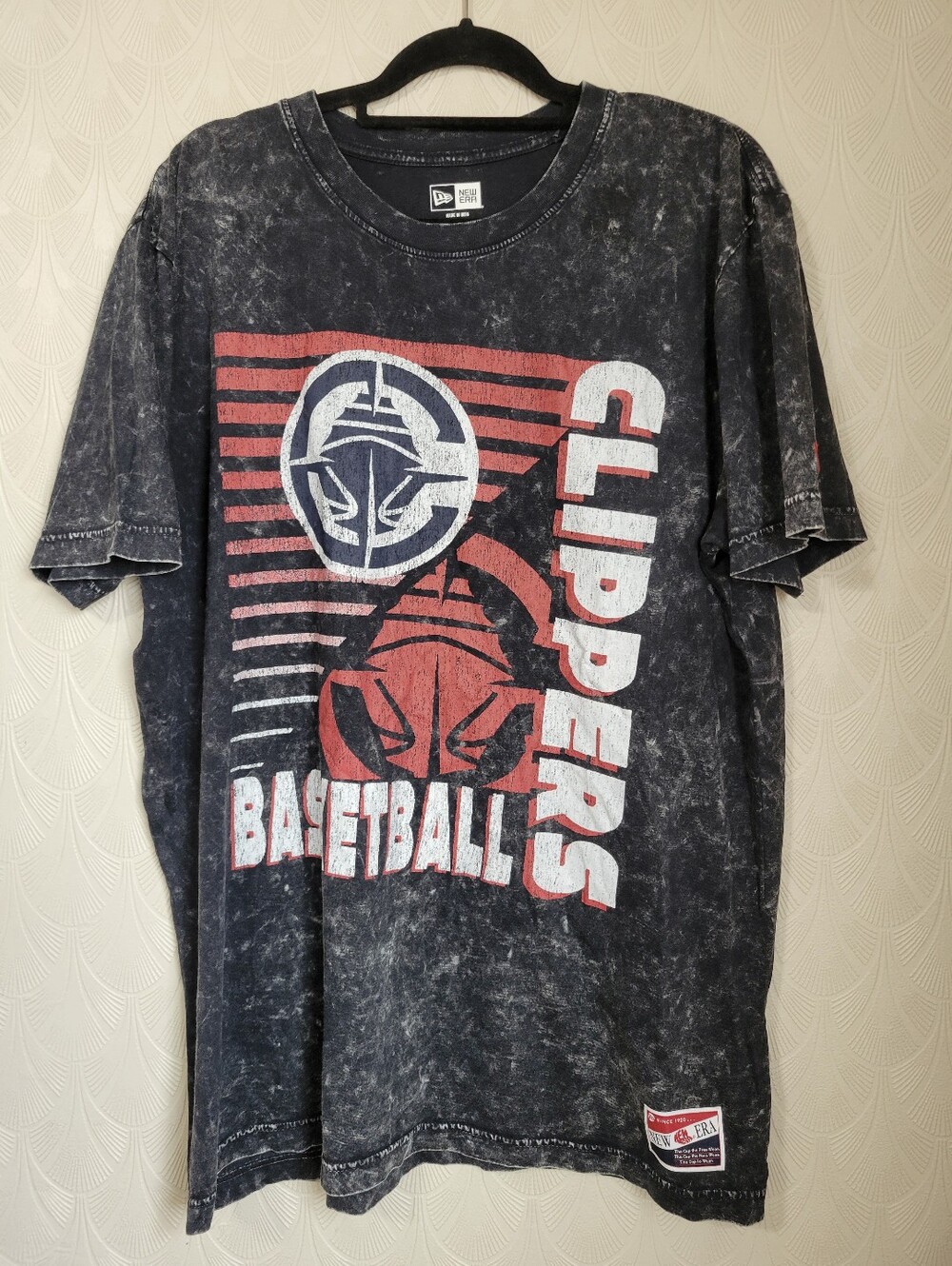 New Era Los Angeles Clippers Short Sleeve Shirt size XL Black Mineral Wash